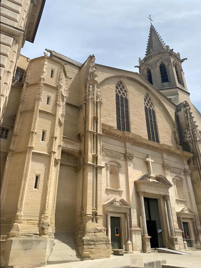 Villa Gite Les Feuilles De Chene Carpentras Exterior foto